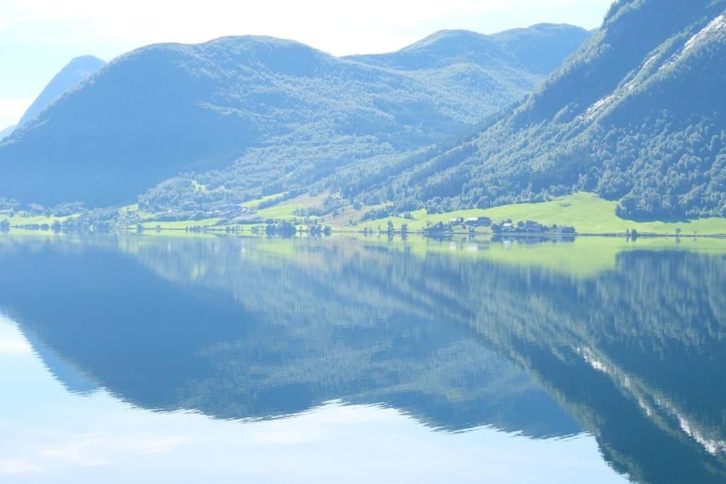 Apartment With Lake View In Jolster Årdal Zewnętrze zdjęcie